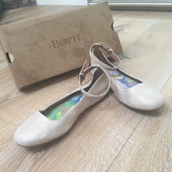 light pink/gold ballet flats - Picture 2 of 4